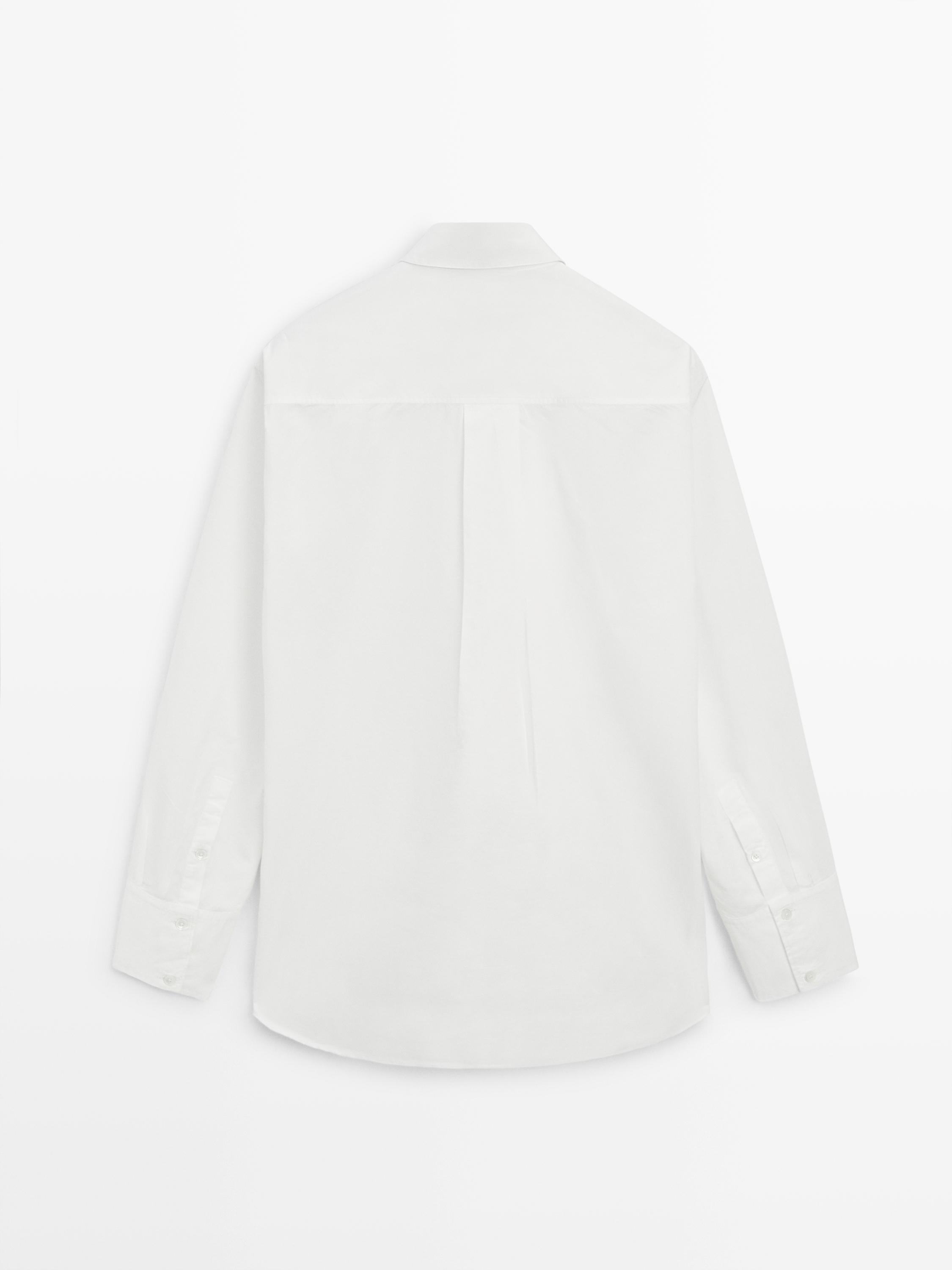 Chemise plastron avec broderies